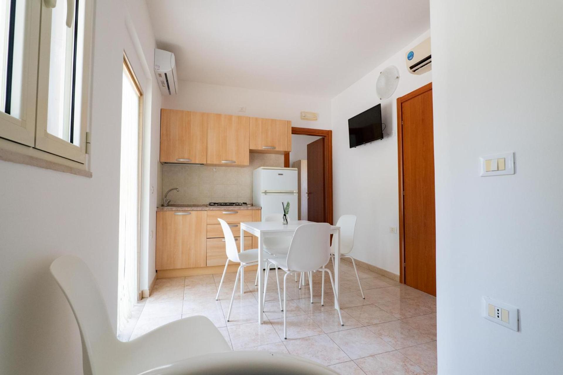 מאטינאטה Residence Lido Dei Pini מראה חיצוני תמונה